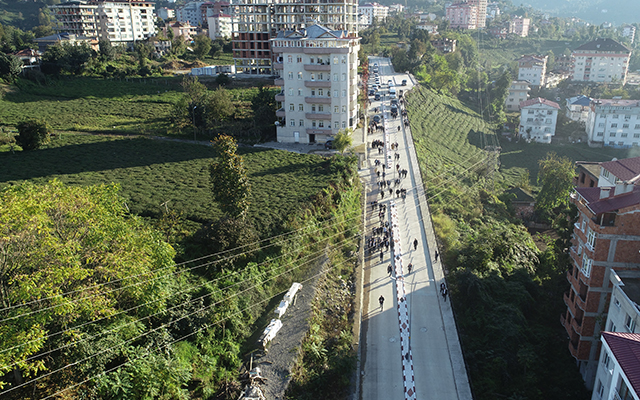Düz Mahalle, İnönü Caddesi Bağlantı Yolu Açıldı. 