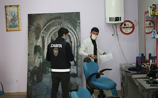 Ardeşen Belediye Zabıta Ekipleri Berber Denetimizde