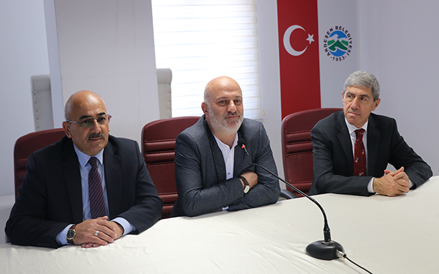 Bitlis'li Konuklar Ardeşen Belediyede de Ağırlandı.