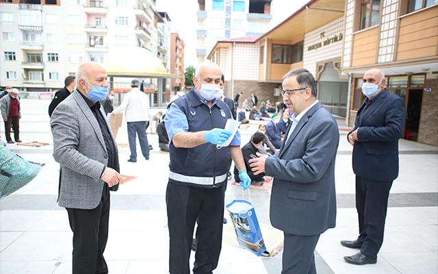 Normalleşme Sürecinde Cemaatle İlk Cuma Namazı