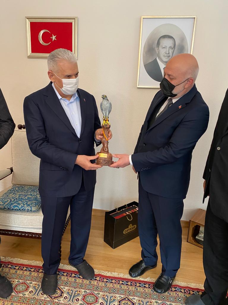 Sayın Binali YILDIRIM'a Fahri Hemşehrilik Beratı takdim ettik. 