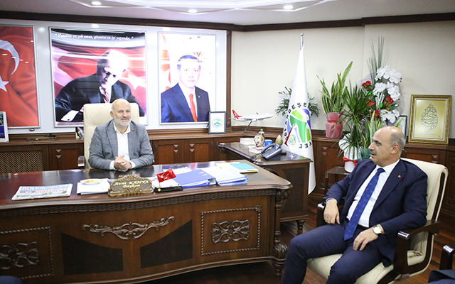 Rize İl Emniyet Müdürü Gökduman'dan Başkan Kahya'ya Ziyaret