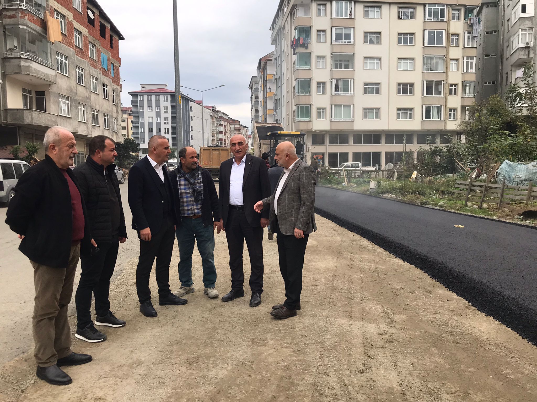 Fırtına Mahallemizde ikinci etap sıcak asfalt çalışmamıza başladık. 