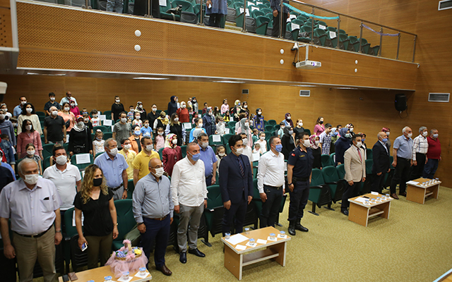 Ardeşen Belediyesinden Çocuklara Ödül Yağdı