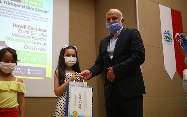 Ardeşen Belediyesinden Çocuklara Ödül Yağdı