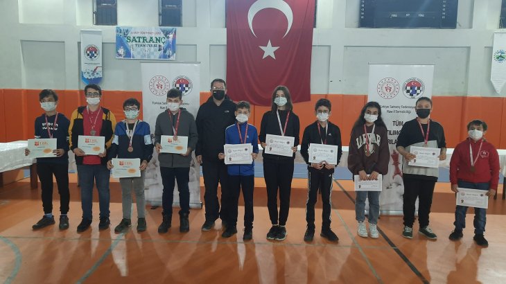 Öğretmenler Günü Satranç Turnuvası tamamlandı.