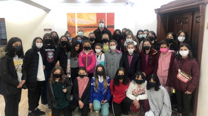 Yıldız ve Gençle Voleybolculardan Başkanımıza Ziyaret