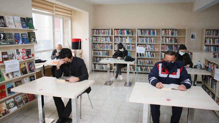 İlçe Halk Kütüphanesi’nde okuma etkinliği düzenlendi.