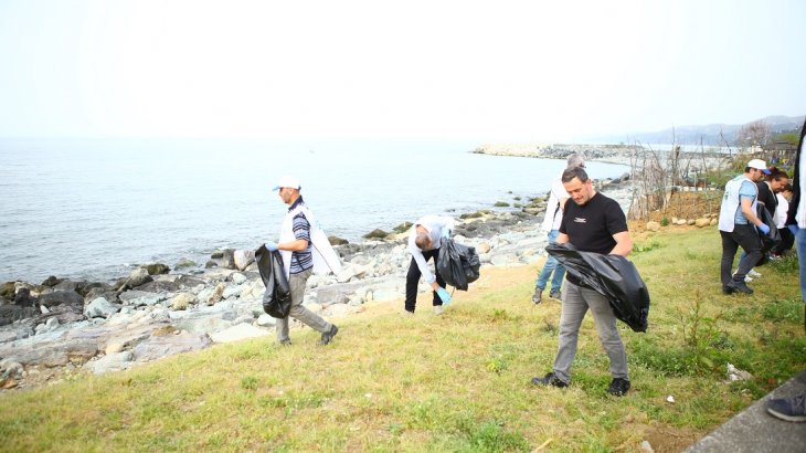 Deniz Mahallesinde Bahar Temizliği Etkinliği