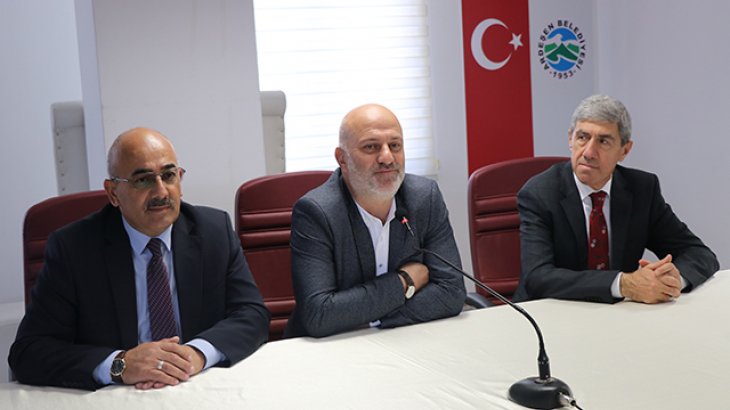 Bitlis'li Konuklar Ardeşen Belediyede de Ağırlandı.