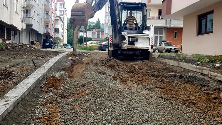 Yeni Mahalleye Yeni Yol