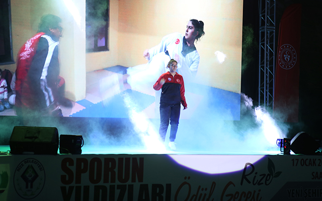 Sporun Yıldızları Ödüllerini Aldı