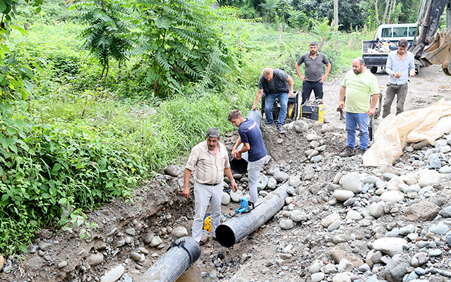 Su ve Kanalizasyon ekiplerimiz 7/24 şebeke hattında