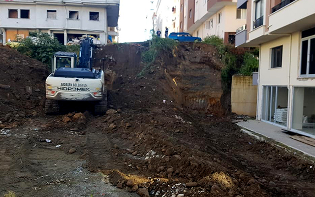 Yeni Mahalleye Yeni Yol