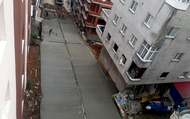 Yeni Mahalleye Yeni Yol